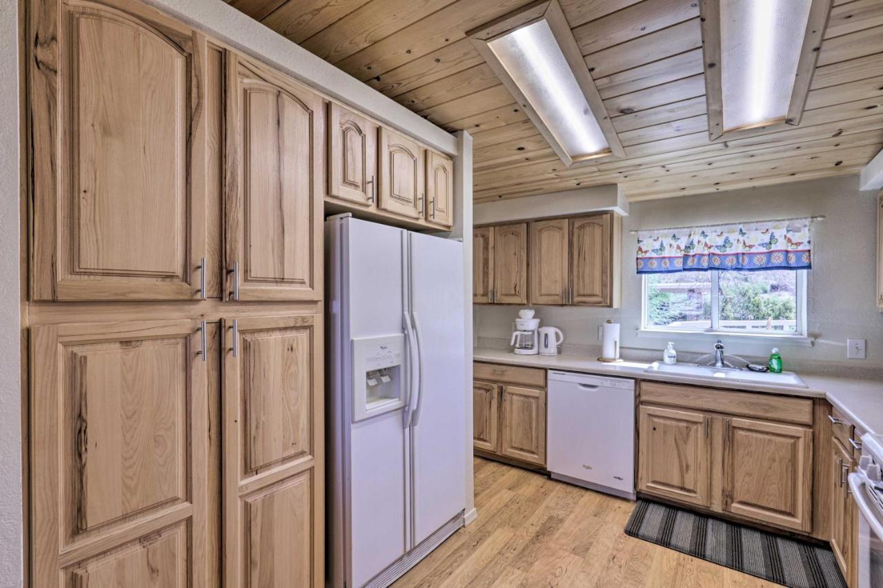 Rustic Bullhead City Retreat With Porch And Views מראה חיצוני תמונה