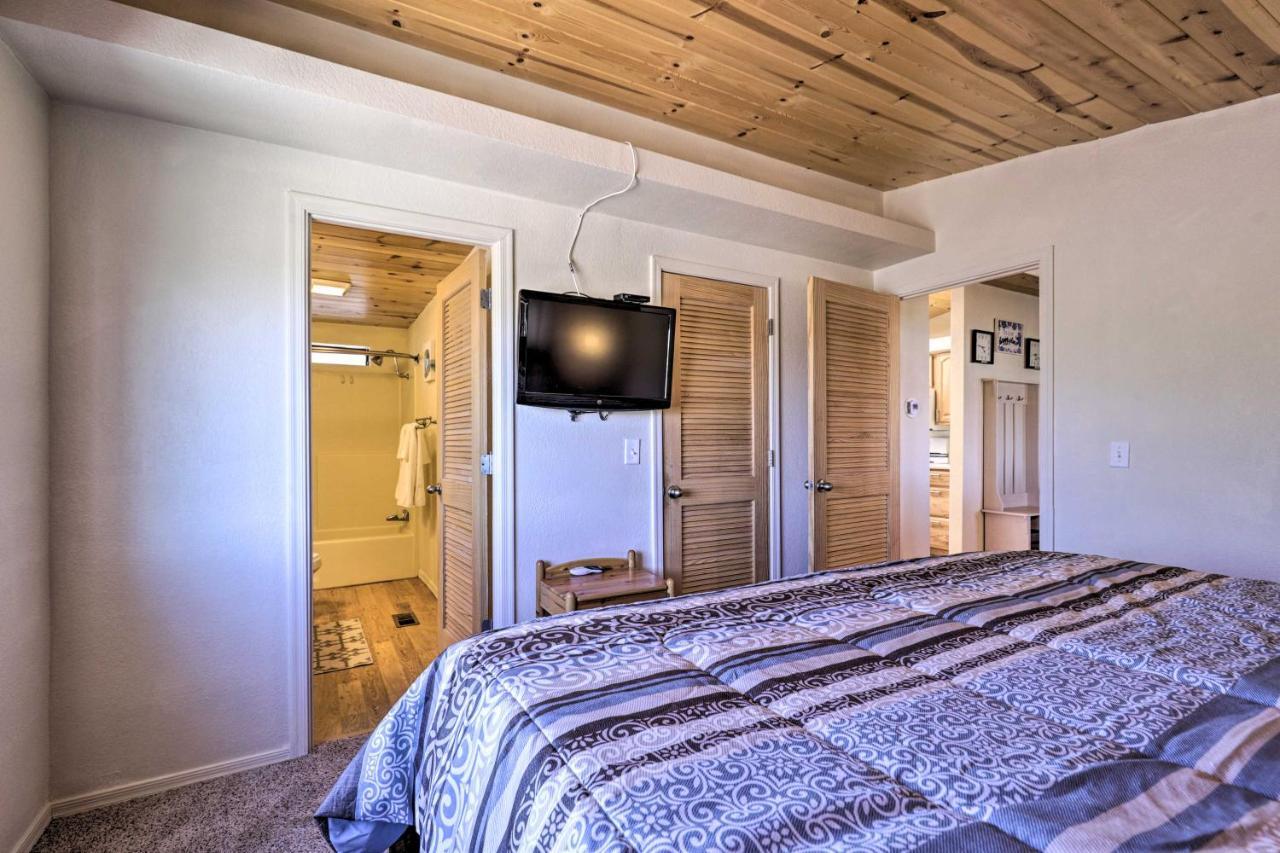 Rustic Bullhead City Retreat With Porch And Views מראה חיצוני תמונה